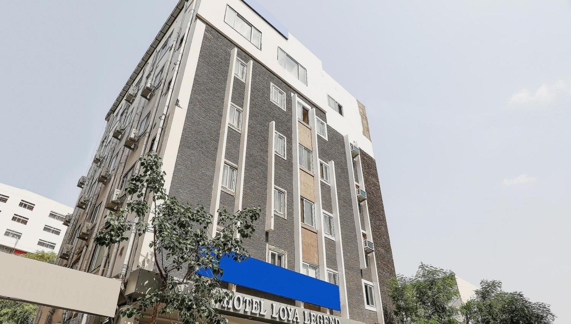 Capital O Sky Grand Hotel Хидерабад Екстериор снимка